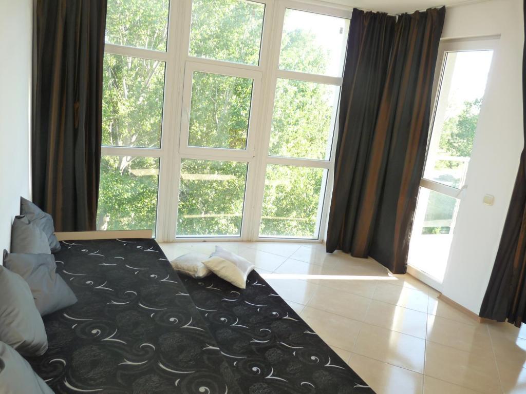 Sofia Apartments In Sunny Residence Slăntjev Brjag Rum bild
